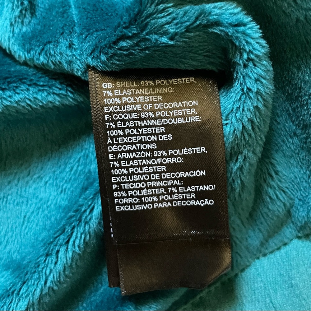 The North Face Women’s Shelbe Raschel Hoodie Jacket - Picture 6 of 8